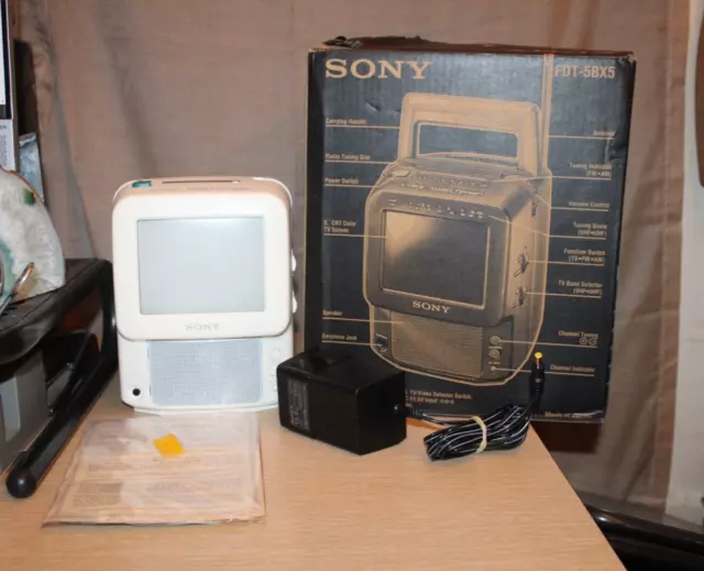 SONY Watchman 5" Color TV FDT-5BX5, Original Box & Papers WORKING! Vintage Mint