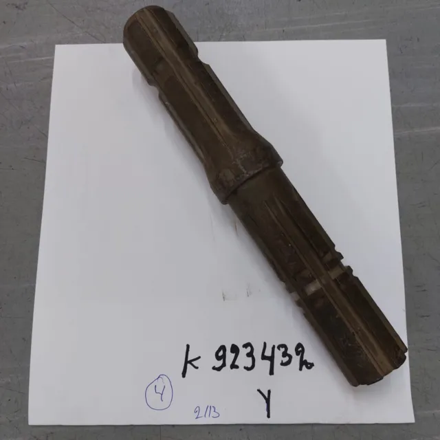 USED TRACTOR PARTS K923432 SHAFT fit David Brown 1294, 380CK, 885, 880A, 880B