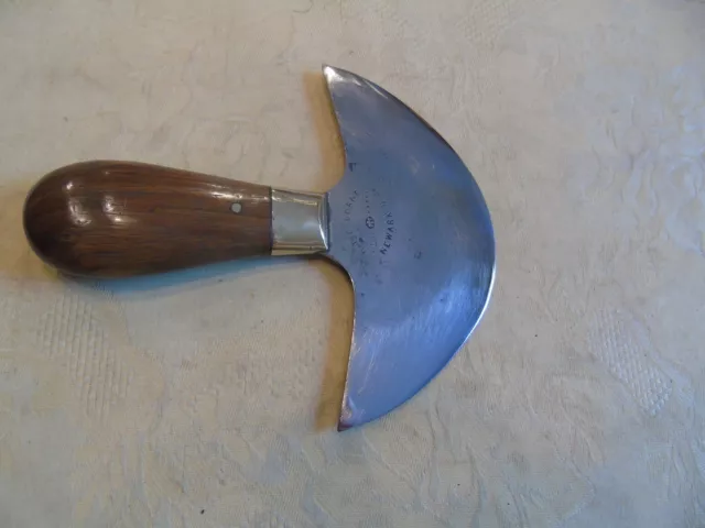 C.S. Osborne No. 469 Skiving Knife (Left Hand)