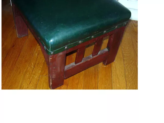 Vtg Mission Oak Arts & Crafts Style Foot Stool Green Leather or Vinyl & Studs 2