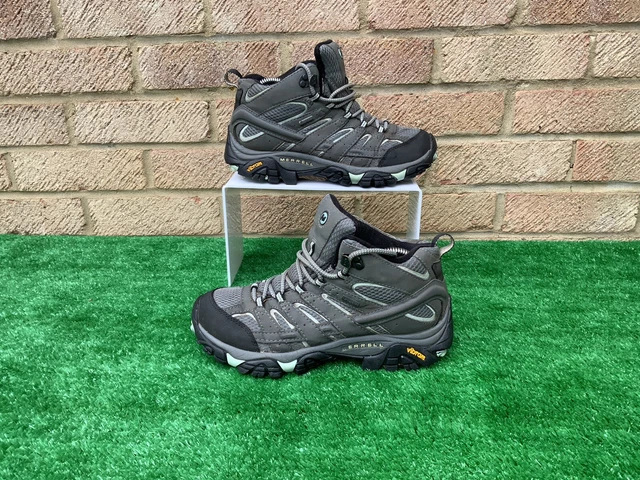 MERRELL WOMEN’S MOAB 2 MID GTX WALKING SHOES BOOTS Grey  - SIZE UK 5.5