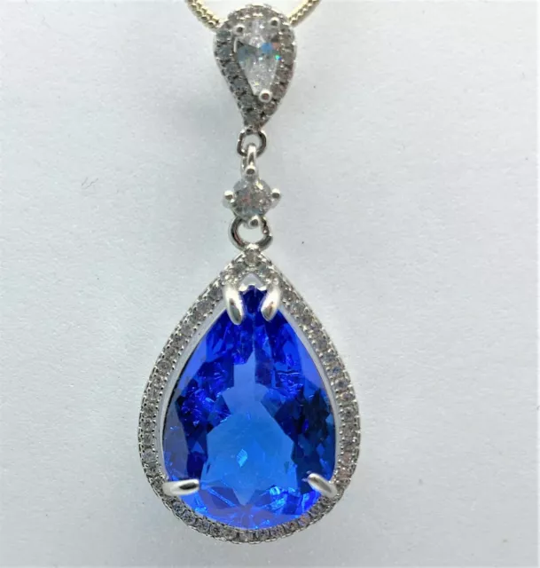 Certified 10Ct FLAWLESS Heated Tanzanite Pendant in Sterling Silver w/Topaz