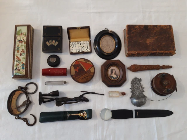 Lot De Bijoux Et Objets Divers - Occasion - Idéal Pour Créateurs Ou Collectionneurs