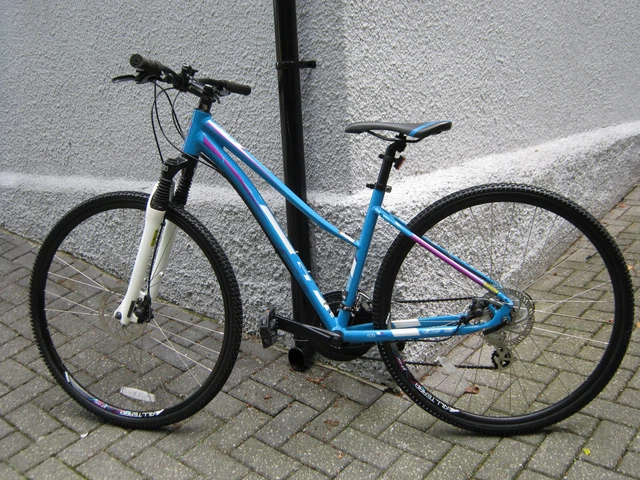 BIKE GT TRANSEO 4.0 Hybrid 700cc wheels 17 inch frame 195.00