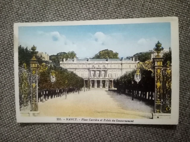 Cpa  Nancy Place Carrière Et Palais Du Gouvernement
