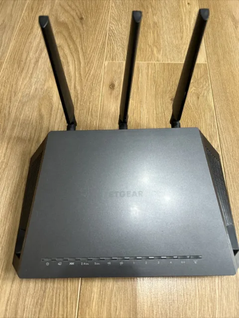 NETGEAR Nighthawk AC 1900 Smart WiFi Router  D7000