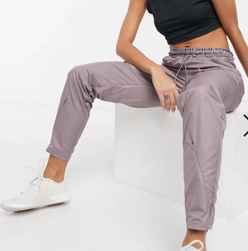 nike women's run division vent pants