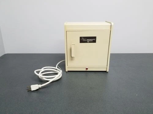 Bio-Dynamics 8511 UNIBAC Environmental Chamber