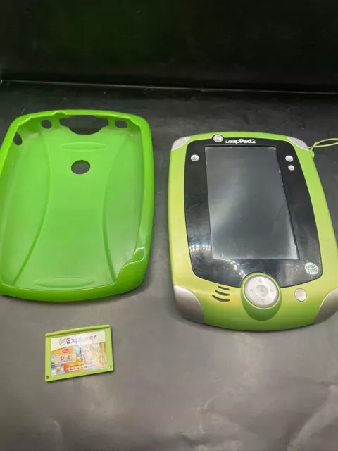 LeapFrog LeapPad 2 Explorer Learning System: Green and White Edition+Game, Case LeapFrog LeapPad 2 Explorer Learning System: Green and White Edition+Game, Case