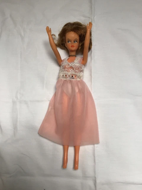 Tenue pour POUPEE TRESSY de BELLA - COURCHEVEL années 67 - 68