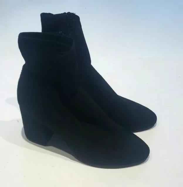 NWOB Madden Girl Rally Black Ankle Heel Booties Women's 8.5