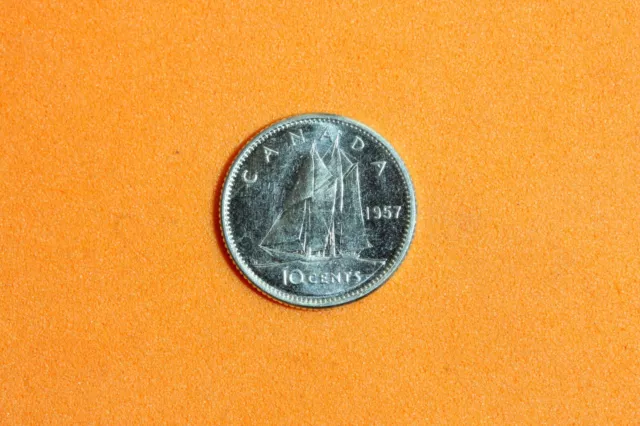 1957 Canada 10 Cents Silver Coin #M17534