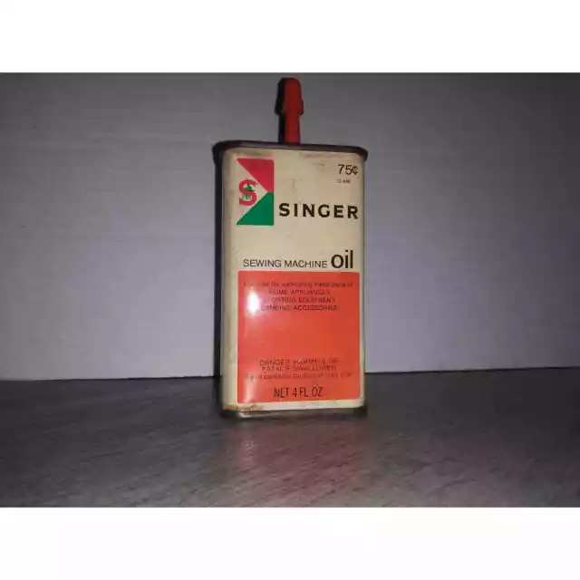 Vintage Singer Sewing Machine Oil Advertising Tin Display Can 2