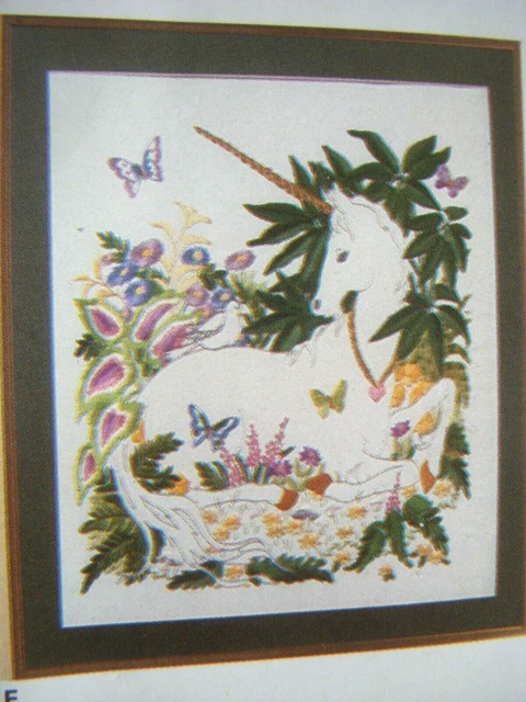 Kit de bordado Floral Unicorn II Crewel #3718 (Conceptos de arte)