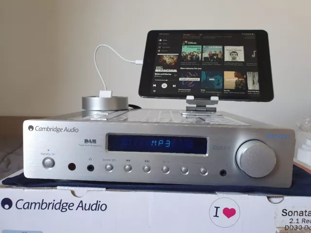 Cambridge Audio Sonata DR30 stereo hi-fi receiver with dock Silver system