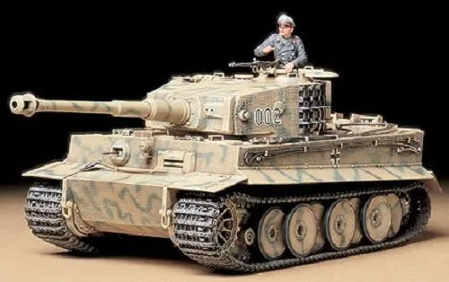 Tamiya 35194 1/35 Scale Model Kit WWII German Heavy Tank Tiger I Mid Production