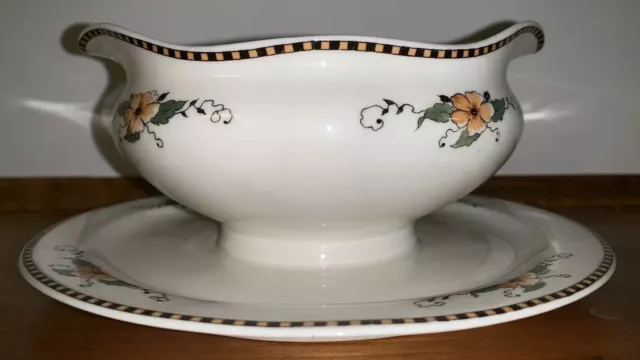 Syracuse China Chiquita Pattern Gravy Boat - Old Ivory - Attached Underplate