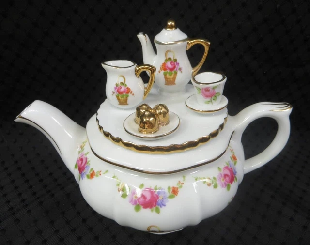 Vintage Turco Caffè Tè Set, Reale Teiera Turca con Vassoio e 6 Tazze da Tè Vino Bere Tazza di Caffè in Metallo Bicchieri da Tè Set Caffettiera Marocchina per Casa Caffè tè
