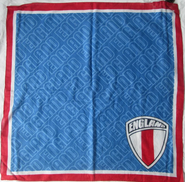 Foulard Vintage Grand Prix Turin En Soie 100% - Dimensions 76x77 Cm - Rose - Occasion
