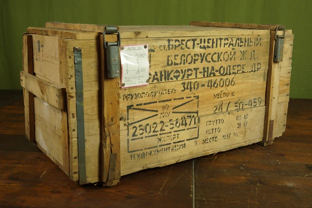 60er Vintage Caja Mesa de Centro Sofá Urss Máscaras Gas Madera Loft Table 3