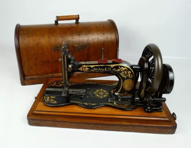 Vintage Singer 12K sewing machine with case  c1890   #4112