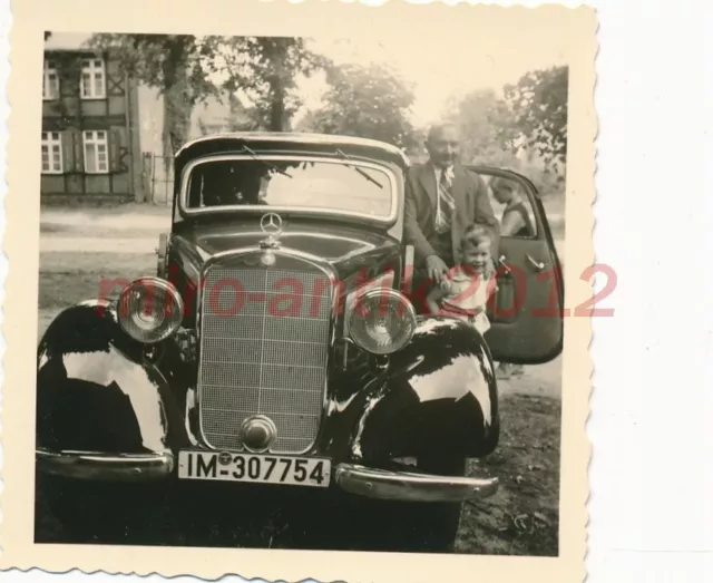 Foto, WK2, 14./Geb.Jg.Reg.99, Heimaturlaub, v.neuen Mercedes PKW, 1939, 5026-521