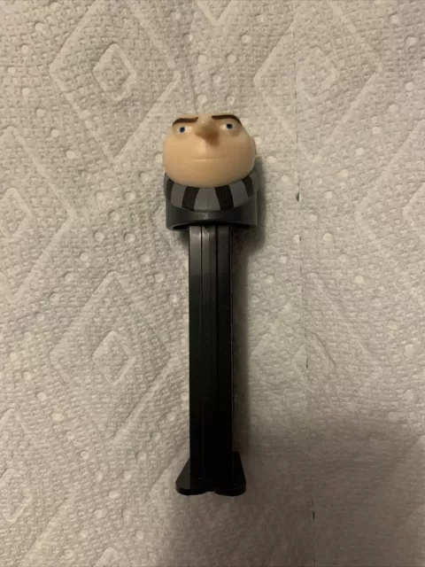 Despicable Me - GRU Pointy Nose Movie Male Character Black PEZ Dispenser