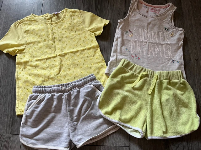 girls clothes bundle age 6-7 years.                           (c2) 3