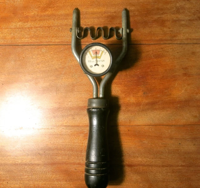 VINTAGE AUTOMOTIVE BATTERY Cell Tester Antique 1900s Car truck Voltage