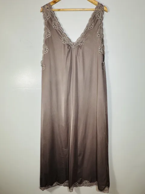 Stunning Vintage Ultra Femme Shiny Nylon Lacy Gown  Charnos 12/14 34/36 Mocha