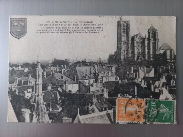 CP 18 BOURGES - La Cathédrale -Vue prise d'une tour du Palais Jacques-Coeur 1924