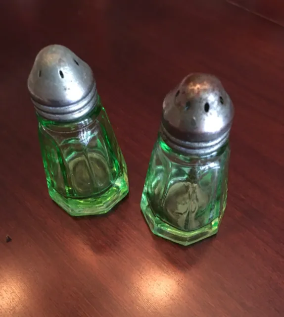 Hazel Atlas Paneled Uranium Green Glass Salt / Pepper Shakers  Depression Glass