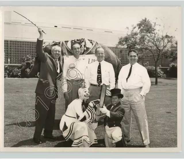 Salesmen and Circus Clown @ Los Angeles CHAINSAW Convention 1955 ODD Press Photo