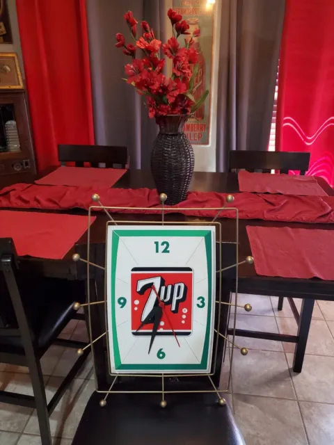 Original  7 Up Advertising Clock Beautiful condition!!!!