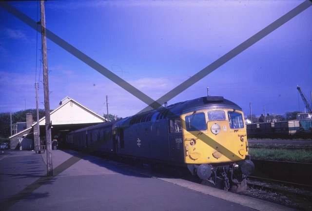 RAILWAY LOCOMOTIVE 35MM Slide Class 26 D5336 Sitting At Wick Station RAILWAY LOCOMOTIVE 35MM Slide Class 26 D5336 Sitting At Wick Station