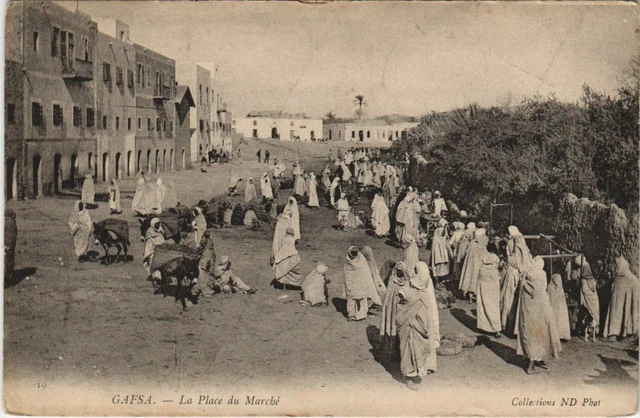 CPA AK GAFSA La Place du Marche TUNISIA (712986)