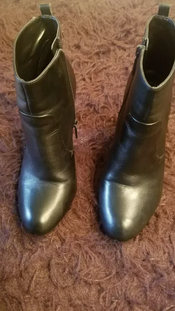 Nine West womens nwsinchi leather heel ankle black boots side zipper size 8.5
