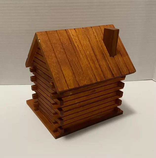 Log Cabin bird house 3