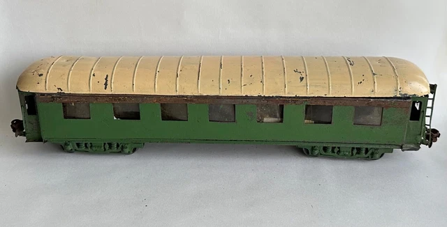 Un train Bing - Jouets Anciens de Collection