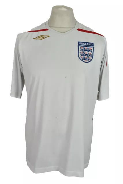 UMBRO England 2007-09 Home Football T-Shirt size L Mens Outdoors Outerwear