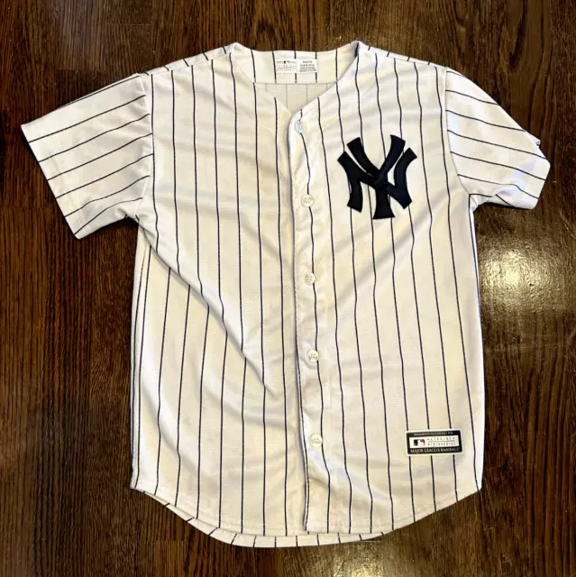 MLB Official Yankees Jersey- Youth Medium Aaron Judge 99