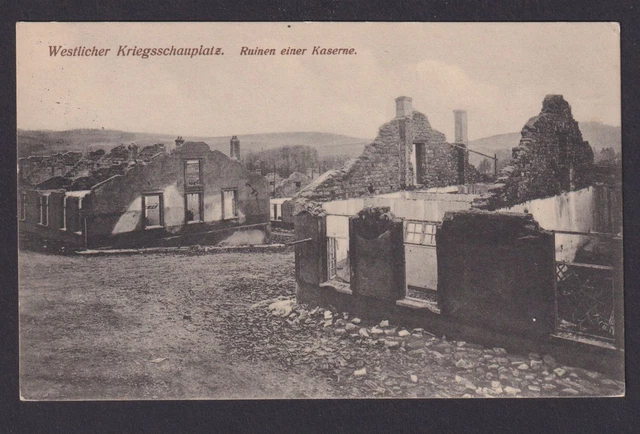 Ansichtskarte Militaria Westlicher Kreigsschauplatz Ruinen einer Kaserne