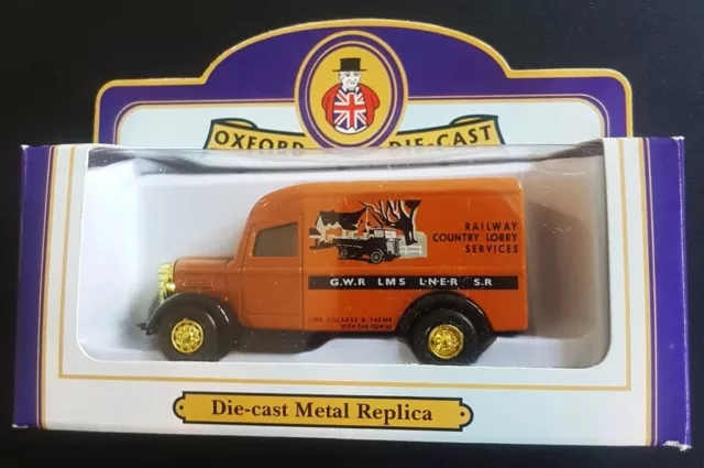 Oxford Die-Cast "Railway Country Lorry Services"  Model BED014
