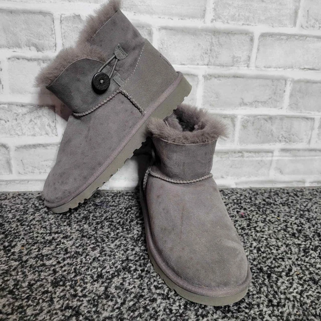 UGG Australia Mini Bailey Button II Boots in Gray Sz 6