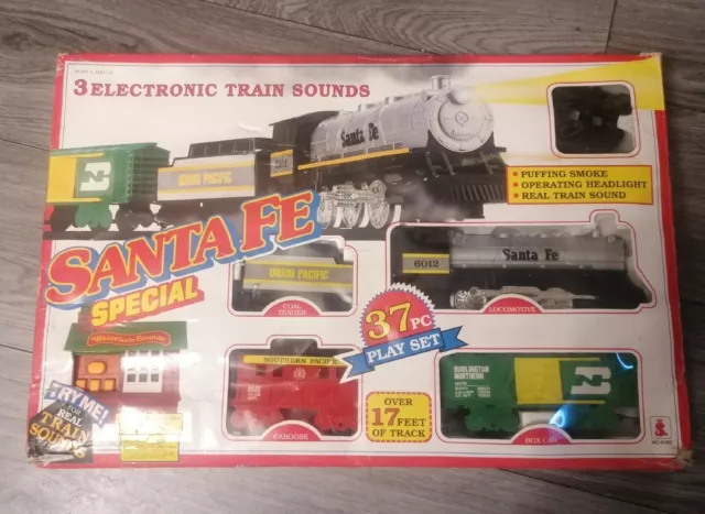 SANTE FE SPECIAL TRAIN SET Vintage 1990 Carriage Tracks Etc Rare!