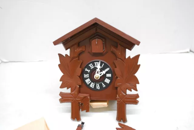 VTG Hand Carved Hubert Herr Triberg Unadjusted No Jewels Cuckoo Clock Germany