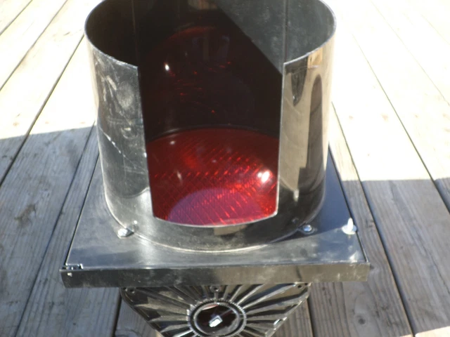 Durasig 47542 Signal Head With Visor and 47553 12 Inch Red LED