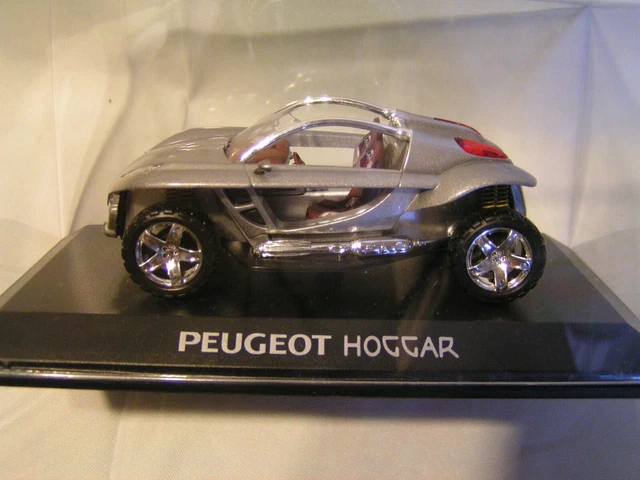 N°3038 CONCEPT CAR PEUGEOT H2O PLE À COMBUSTBLE