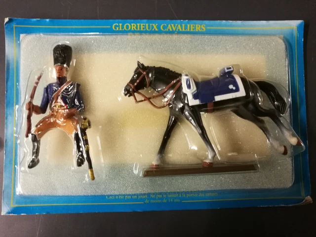 STARLUX empire (ref 8166) gendarme d'élite à cheval
