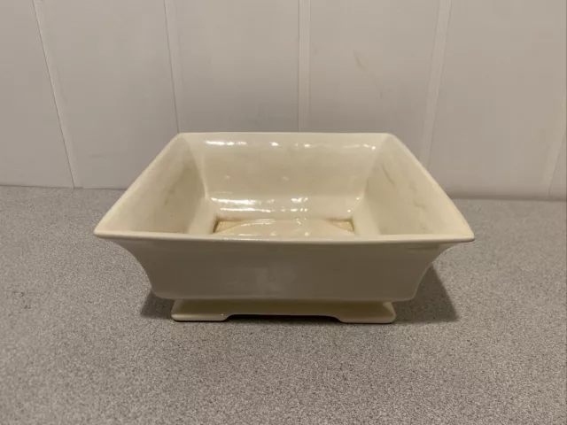 Roseville USA 91B-9 White Pottery Vintage